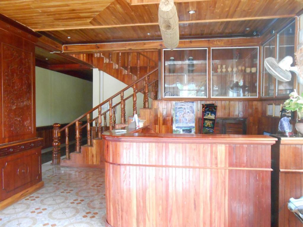 Khampaseuth Hotel Vang Vieng Esterno foto
