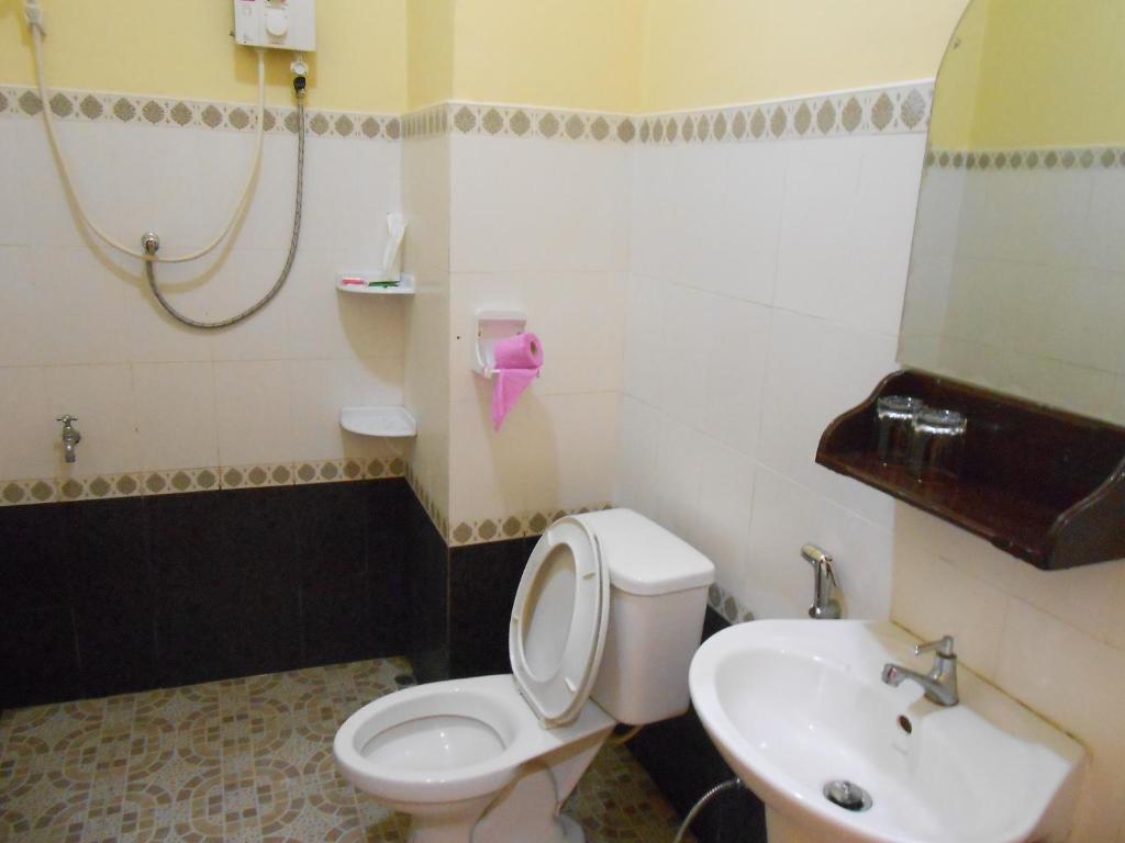 Khampaseuth Hotel Vang Vieng Esterno foto